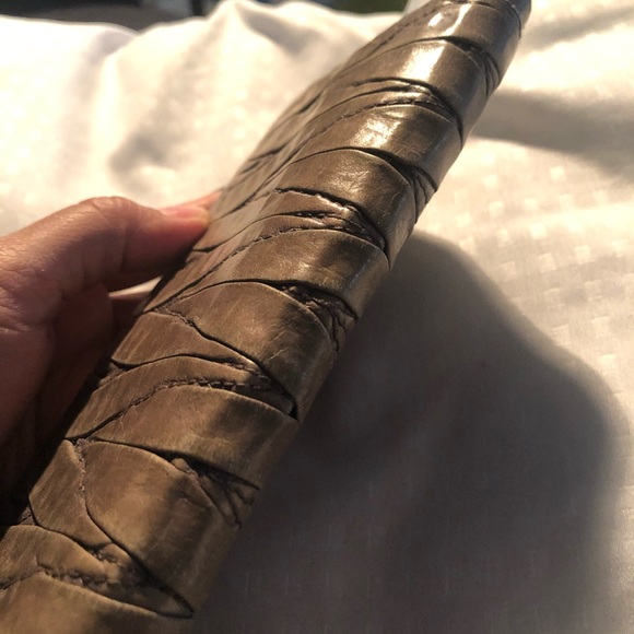 Authentic Miu Miu Wallet - Picture 10 of 16